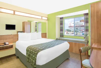 Photo 5 - Microtel Inn & Suites by Wyndham Tuscumbia/Muscle Shoals