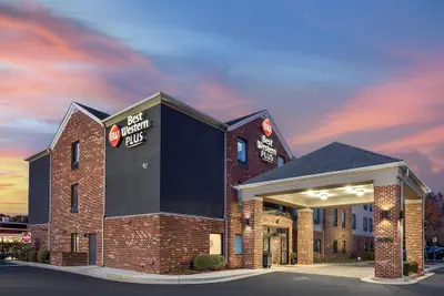 Photo 2 - Best Western Plus Glen Allen Inn