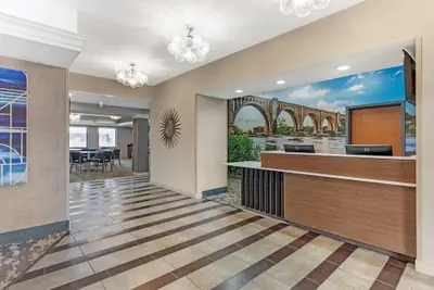 Photo 4 - Best Western Plus Glen Allen Inn