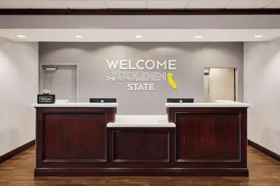 Photo 3 - Hampton Inn & Suites Ridgecrest