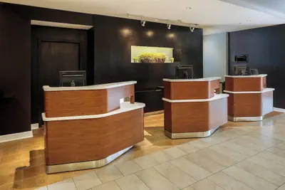 Photo 5 - Courtyard by Marriott Houston Medical Center/NRG Park