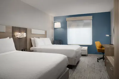 Photo 5 - Holiday Inn Express & Suites Alexandria - Fort Belvoir by IHG