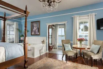 Photo 4 - Bayfront Marin House