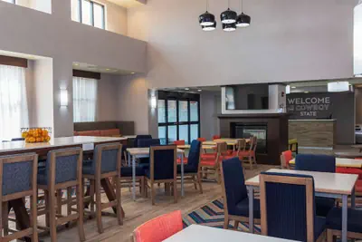 Photo 3 - Hampton Inn & Suites Riverton