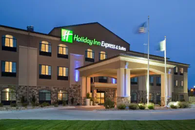 Photo 2 - Holiday Inn Express Hotel & Suites Grand Island by IHG