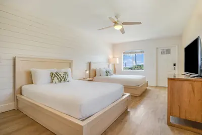 Photo 4 - Fisher Inn Resort & Marina