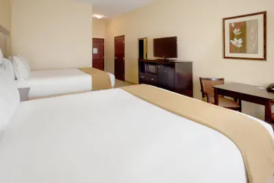 Photo 5 - Holiday Inn Express & Suites Georgetown by IHG