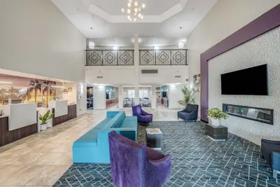 Photo 3 - La Quinta Inn & Suites by Wyndham PCB Pier Park area