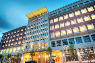 Photo 2 - Courtyard by Marriott Greenville Downtown