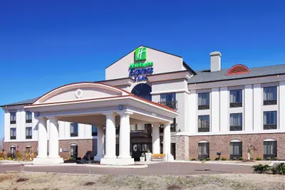 Photo 2 - Holiday Inn Express & Suites Covington by IHG