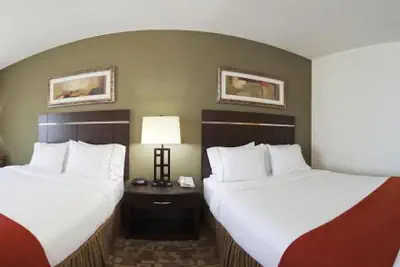 Photo 3 - Holiday Inn Express & Suites Topeka North by IHG
