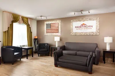 Photo 3 - Hawthorn Extended Stay by Wyndham Saint Robert