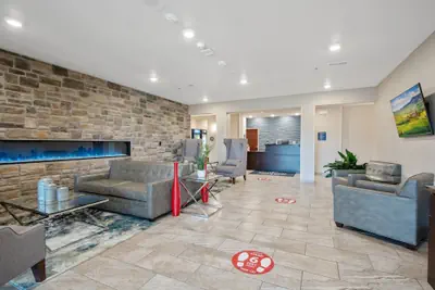 Photo 5 - Cobblestone Hotel & Suites - Austin