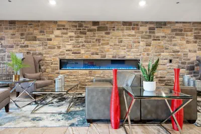 Photo 5 - Cobblestone Hotel & Suites - Austin