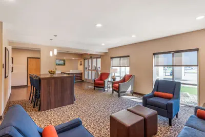 Photo 5 - Comfort Inn & Suites near Route 66