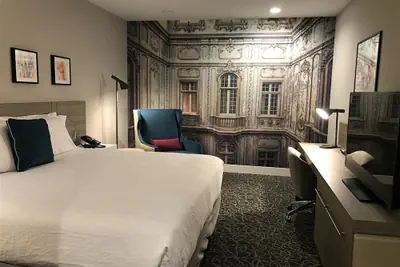 Photo 4 - Hilton Garden Inn Wichita Downtown