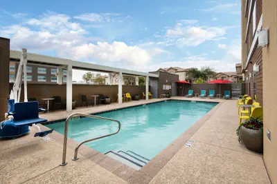 Photo 2 - Home2 Suites by Hilton Phoenix Airport North, AZ
