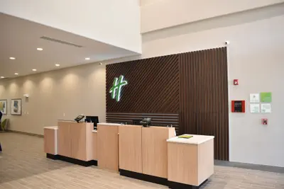 Photo 3 - Holiday Inn Kansas City - Northeast by IHG