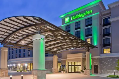 Photo 2 - Holiday Inn Kansas City - Northeast by IHG