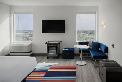 Photo 5 - Aloft by Marriott Columbus University District
