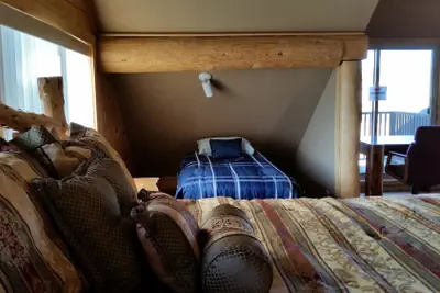 Photo 3 - Horsehead Mountain Lodge