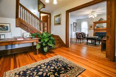 Photo 4 - Love Lane Bed & Breakfast