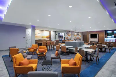 Photo 3 - La Quinta Inn & Suites by Wyndham Oxford