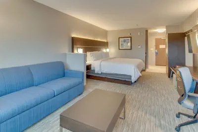 Photo 4 - Holiday Inn Express & Suites Union City by IHG