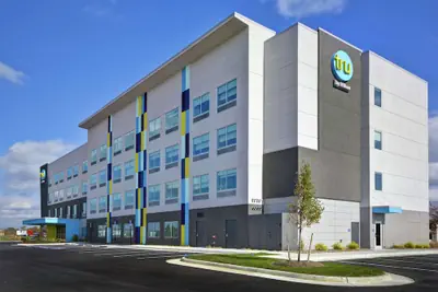 Photo 2 - TRU By Hilton Winchester