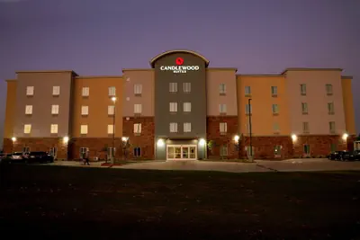 Photo 2 - Candlewood Suites Plano North by IHG