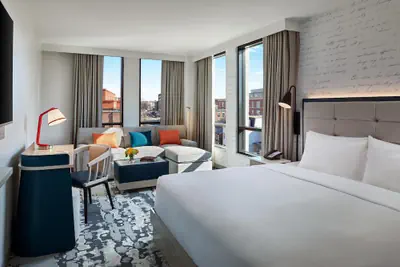 Photo 2 - Hyatt Centric Old Town Alexandria