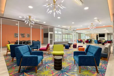 Photo 5 - La Quinta Inn & Suites by Wyndham Braselton