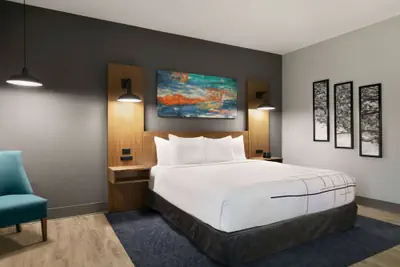 Photo 5 - La Quinta Inn & Suites by Wyndham College Station North