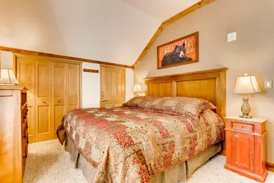 Photo 4 - Spacious 1br -river Run Village-hot Tub & Kids Ski Free 1 Bedroom Condo by RedAwning