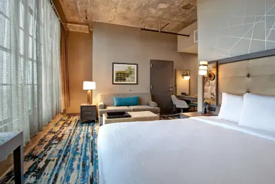 Photo 5 - Embassy Suites by Hilton Rockford Riverfront