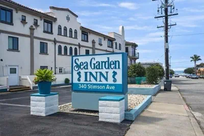 Photo 2 - Sea Garden Inn Pismo Beach- San Luis Obispo