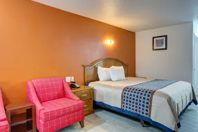 Photo 4 - Motel 6 Branson, MO