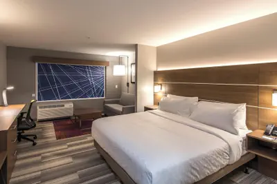 Photo 4 - Holiday Inn Express & Suites Phoenix North - Happy Valley by IHG