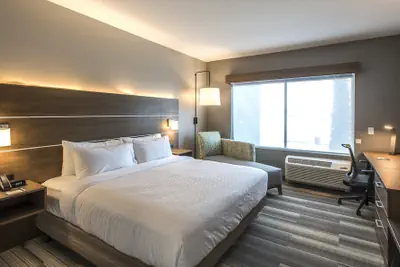 Photo 5 - Holiday Inn Express & Suites Phoenix North - Happy Valley by IHG