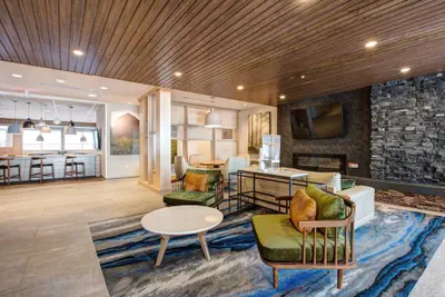 Photo 3 - Fairfield Inn & Suites by Marriott Minneapolis North