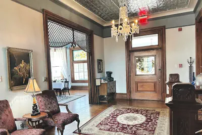 Photo 2 - The Mansion on 17th