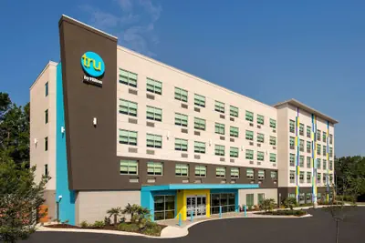 Photo 2 - Tru by Hilton Charleston Ashley Phosphate