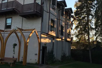 Photo 3 - Abbey Archway Inn