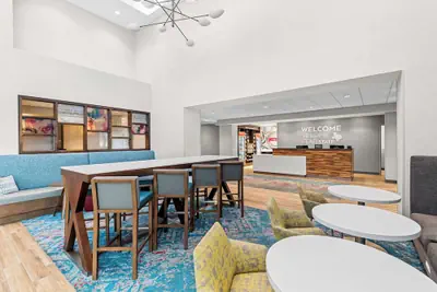 Photo 5 - Hampton Inn & Suites Farmers Branch Dallas