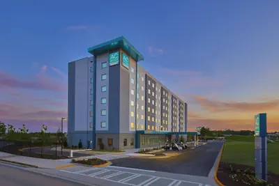 Photo 2 - AC Hotel by Marriott Atlanta Airport Gateway
