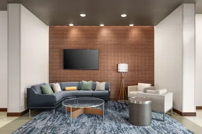 Photo 3 - Courtyard by Marriott Seattle SeaTac Airport