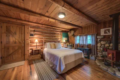 Photo 2 - The Davies Family Inn