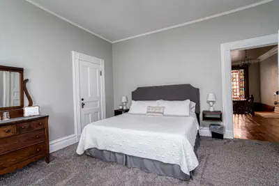 Photo 5 - Hatch House Bed & Breakfast