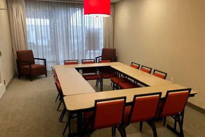 Photo 3 - Hawthorn Extended Stay by Wyndham Monahans