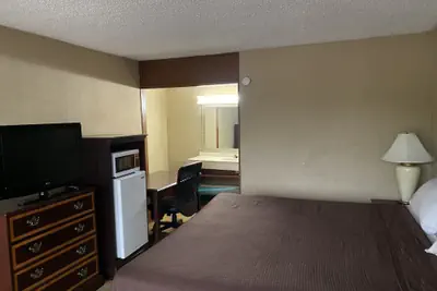 Photo 5 - Cozy Inn